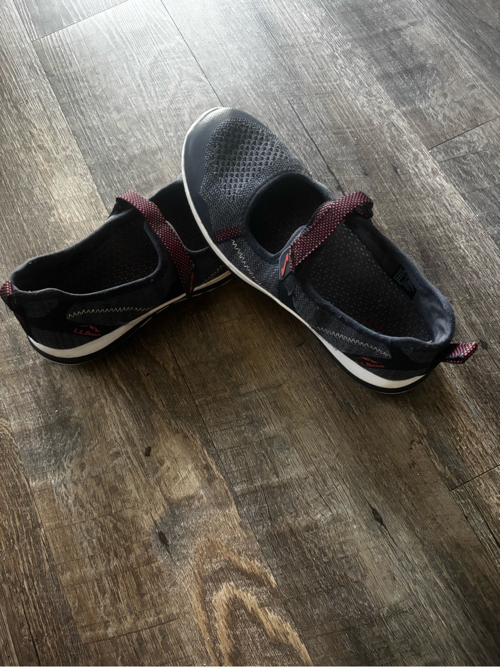 Lands End Women’s  Slip-On Athletic Shoes in Dark Gray with Red Accent